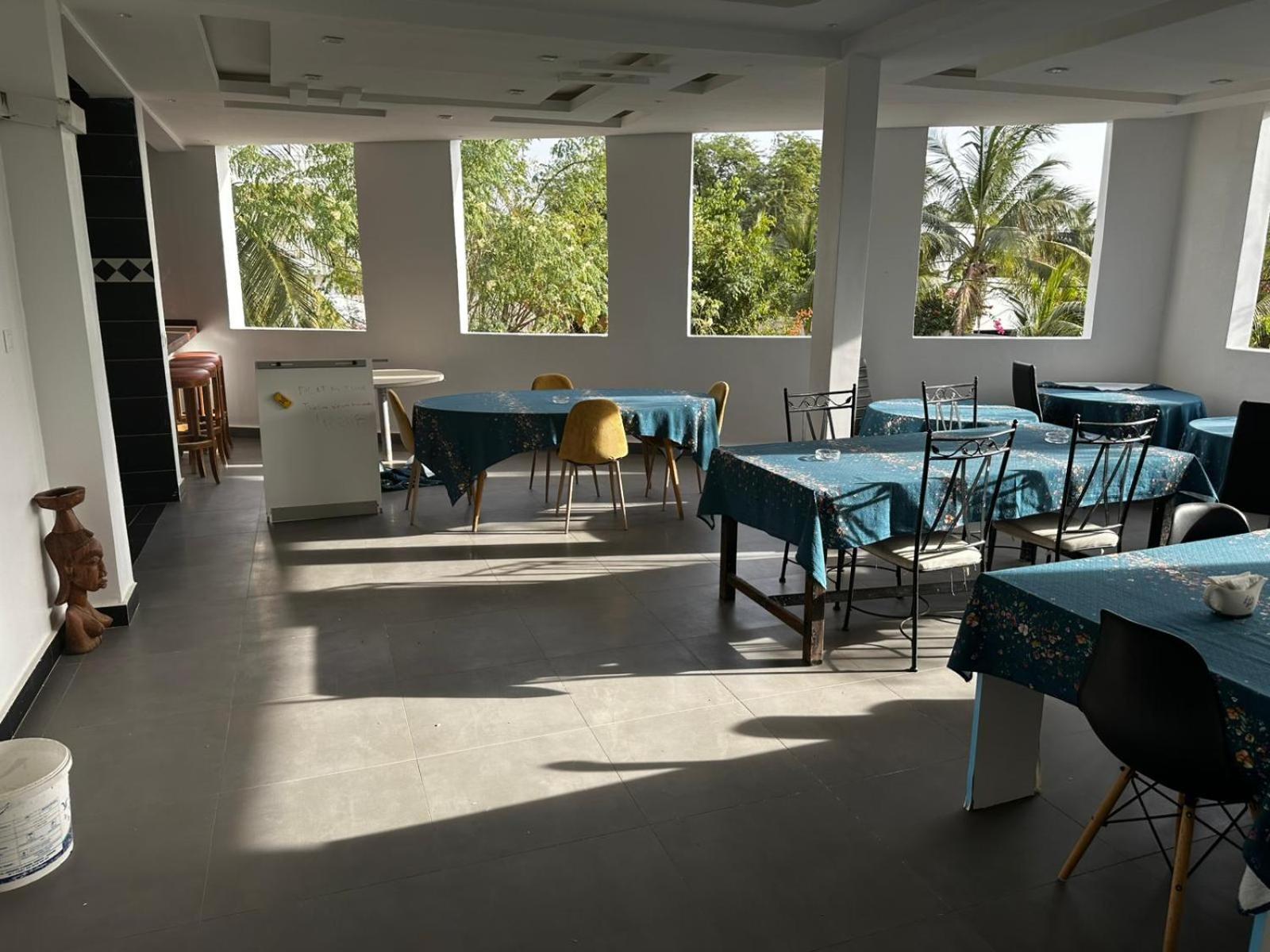 Chambres D'Hotes Villa Luciana Saly Exterior photo